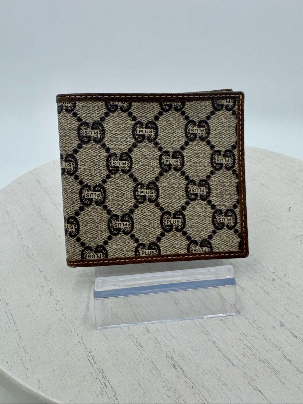 GUCCI Plus Vintage GG Supreme Bifold Wallet Circa 1970s-1980s